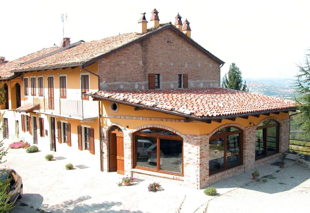 La Briccola Villa Diano dʼAlba Esterno foto